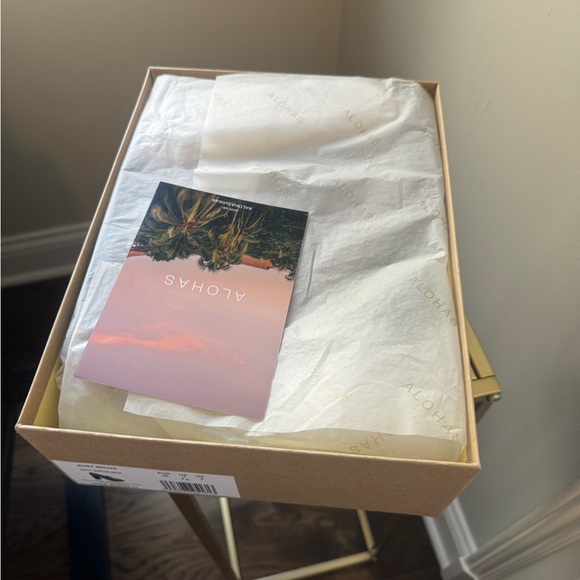 Alohas Busy Mauve platform loafers. Size 38 / 7.5. New in box. - Picture 3 of 6